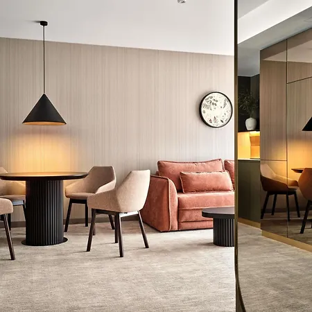 ホテル Moevenpick & カルパッチ