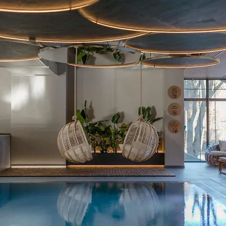 ホテル Moevenpick &