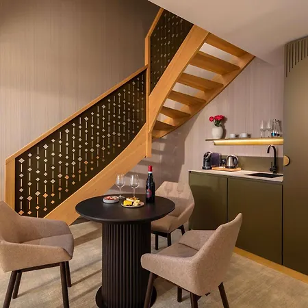 Moevenpick & فندق